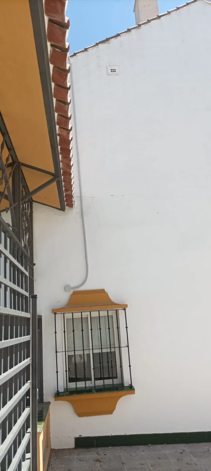 Placas Solares en Benahavís (Málaga): Precio, Ahorro y Cómo Instalarlas en 2026
